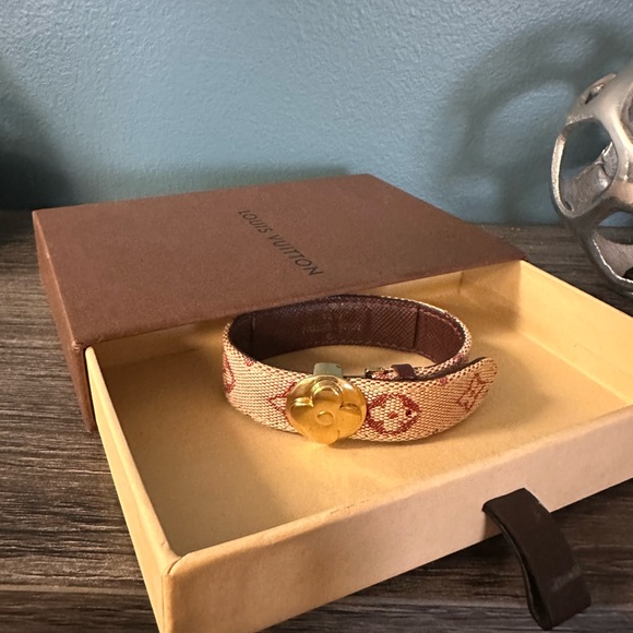 Louis Vuitton Monogram Mini Lin Good luck wish Bracelet with COA - Picture 6 of 12